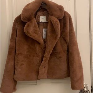 NWT Faux fur Abercrombie coat